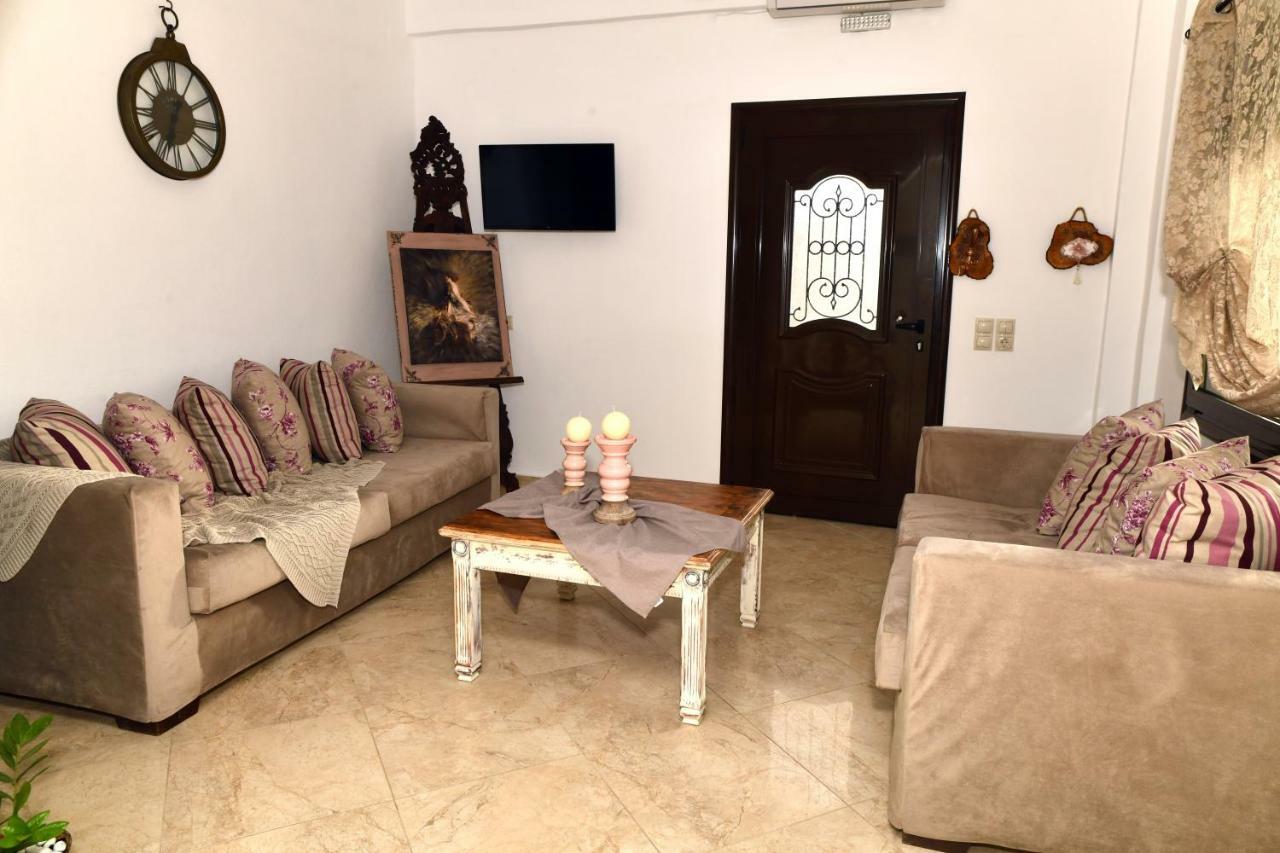 Bella Vista Apartment Камиларион Екстериор снимка